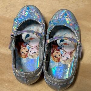 Frozen Themed Holographic Dress Shoes for Kids